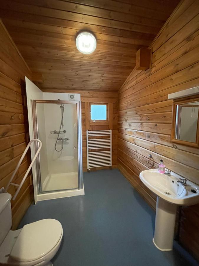Avon Tyrrell Outdoor Activity Centre Villa Bransgore Dış mekan fotoğraf